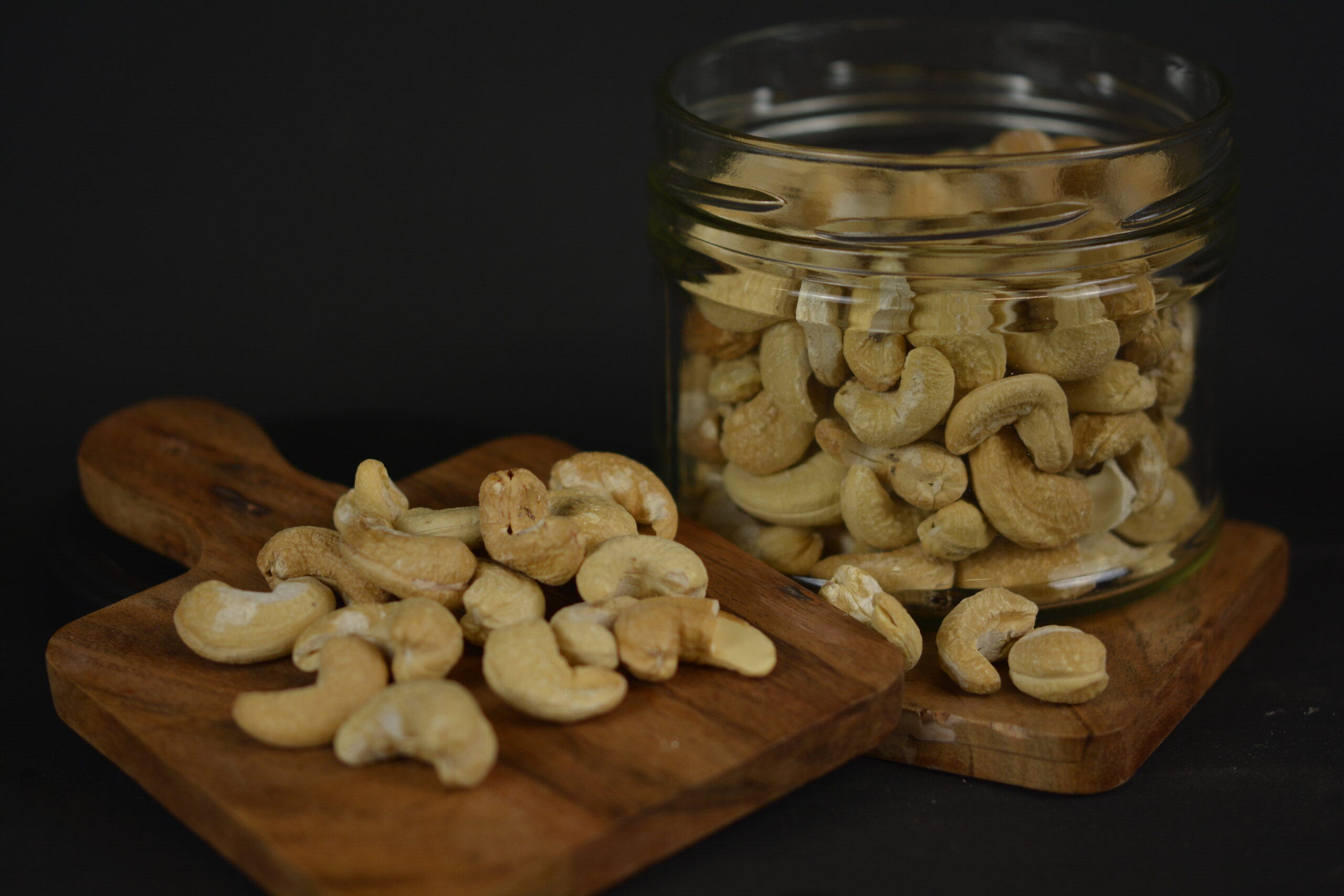 Noix de cajou nature en bocal - (7,80 les 220g)