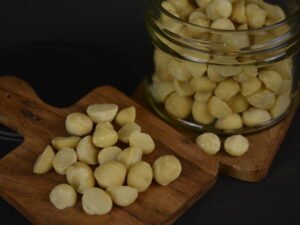 Noix de macadamia en bocal - (8,80€ les 200g)